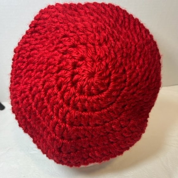 Handmade Red Beret Styled Crocheted Winter Cap Hat - Picture 3 of 6